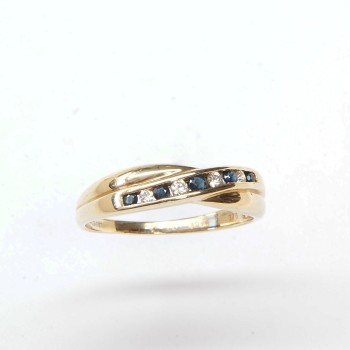 9ct Sapphire/CZ Ring
